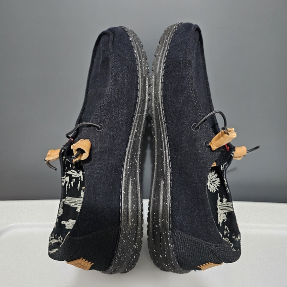 Hey Dude Wendy Washed Shoes - Picture 11 of 14